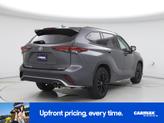 Thumbnail of 2024 Gray Toyota Highlander