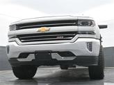Thumbnail of 2018 Iridescent Pearl Tricoat Chevrolet Silverado 1500