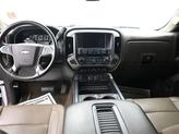 Thumbnail of 2018 Iridescent Pearl Tricoat Chevrolet Silverado 1500