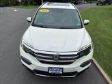 Thumbnail of 2016 White Honda Pilot