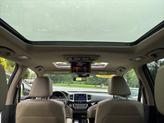 Thumbnail of 2016 White Honda Pilot