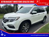 Photo of 2016 White Honda Pilot