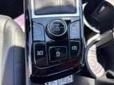 Thumbnail of 2025 Glacier White Pearl/Ebony Black Roof Kia Sportage