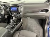 Thumbnail of 2022 Northsky Blue Metallic Chevrolet Traverse