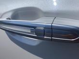 Thumbnail of 2023 Crystal White Tricoat Cadillac XT5