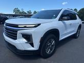 Photo of 2025 Summit White Chevrolet Traverse