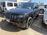 Thumbnail of 2018 Diamond Black Crystal Pearlcoat Jeep Grand Cherokee