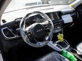 Thumbnail of 2025 Snow White Pearl Kia Seltos