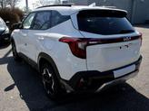 Thumbnail of 2025 Snow White Pearl Kia Seltos