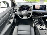 Thumbnail of 2025 Everest White Pearl/Super Black Nissan Rogue