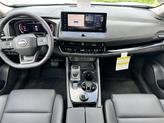 Thumbnail of 2025 Everest White Pearl/Super Black Nissan Rogue