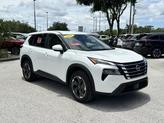 Thumbnail of 2025 White Pearl Nissan Rogue
