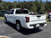 Thumbnail of 2022 Glacier White Nissan Frontier