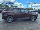 Thumbnail of 2022 Burgundy Velvet Metallic Tinted Clearcoat Ford Edge