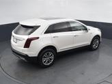 Thumbnail of 2021 Crystal White Tricoat Cadillac XT5