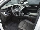 Thumbnail of 2021 Crystal White Tricoat Cadillac XT5