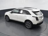 Thumbnail of 2021 Crystal White Tricoat Cadillac XT5