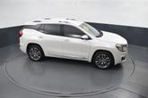 Thumbnail of 2022 White Frost Tricoat GMC Terrain