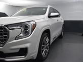 Thumbnail of 2022 White Frost Tricoat GMC Terrain