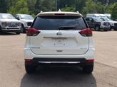 Thumbnail of 2019 White Nissan Rogue