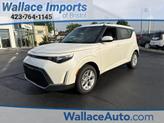 Photo of 2025 Snow White Pearl Kia Soul