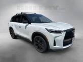 Photo of 2026 White / Black INFINITI QX60