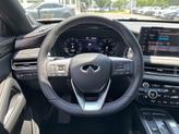 Thumbnail of 2026 White / Black INFINITI QX60