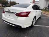 Thumbnail of 2018 White Nissan Altima