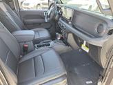 Thumbnail of 2025 Granite Crystal Clearcoat Metallic Jeep Gladiator
