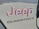 Thumbnail of 2025 Granite Crystal Clearcoat Metallic Jeep Gladiator