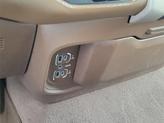 Thumbnail of 2019 Ivory White Tri-Coat Pearlcoat RAM 1500
