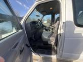 Thumbnail of 2001 Oxford White Ford E350 Super Duty