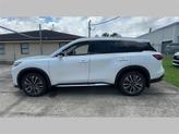 Thumbnail of 2026 White INFINITI QX60