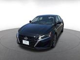 Thumbnail of 2024 Super Black Nissan Altima