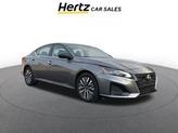 Photo of 2024 Gun Metallic Nissan Altima