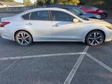 Thumbnail of 2017 Brilliant Silver Metallic Nissan Altima