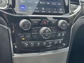 Thumbnail of 2021 Bright White Clearcoat Jeep Grand Cherokee