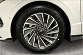 Thumbnail of 2025 White Hyundai SONATA Hybrid