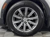 Thumbnail of 2022 Crystal White Tricoat Cadillac XT4