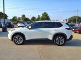 Thumbnail of 2023 Pearl White Tricoat Nissan Rogue