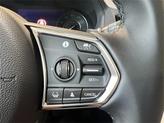 Thumbnail of 2025 Platinum White Pearl Acura RDX