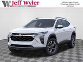 Thumbnail of 2025 Summit White Chevrolet Trax