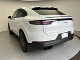 Thumbnail of 2022 Carrara White Porsche Cayenne