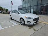 Thumbnail of 2020 White Platinum Metallic Tri-Coat Ford Fusion
