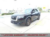 Thumbnail of 2023 Super Black Nissan Pathfinder