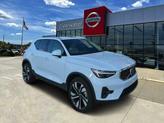 Photo of 2024 Crystal White Metallic Volvo XC40