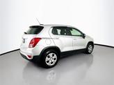 Thumbnail of 2018 Silver Ice Metallic Chevrolet Trax