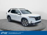 Photo of 2025 Platinum White Pearl Honda Pilot