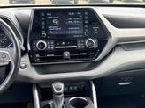 Thumbnail of 2021 Blizzard Pearl Toyota Highlander