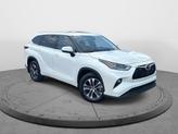 Thumbnail of 2021 Blizzard Pearl Toyota Highlander